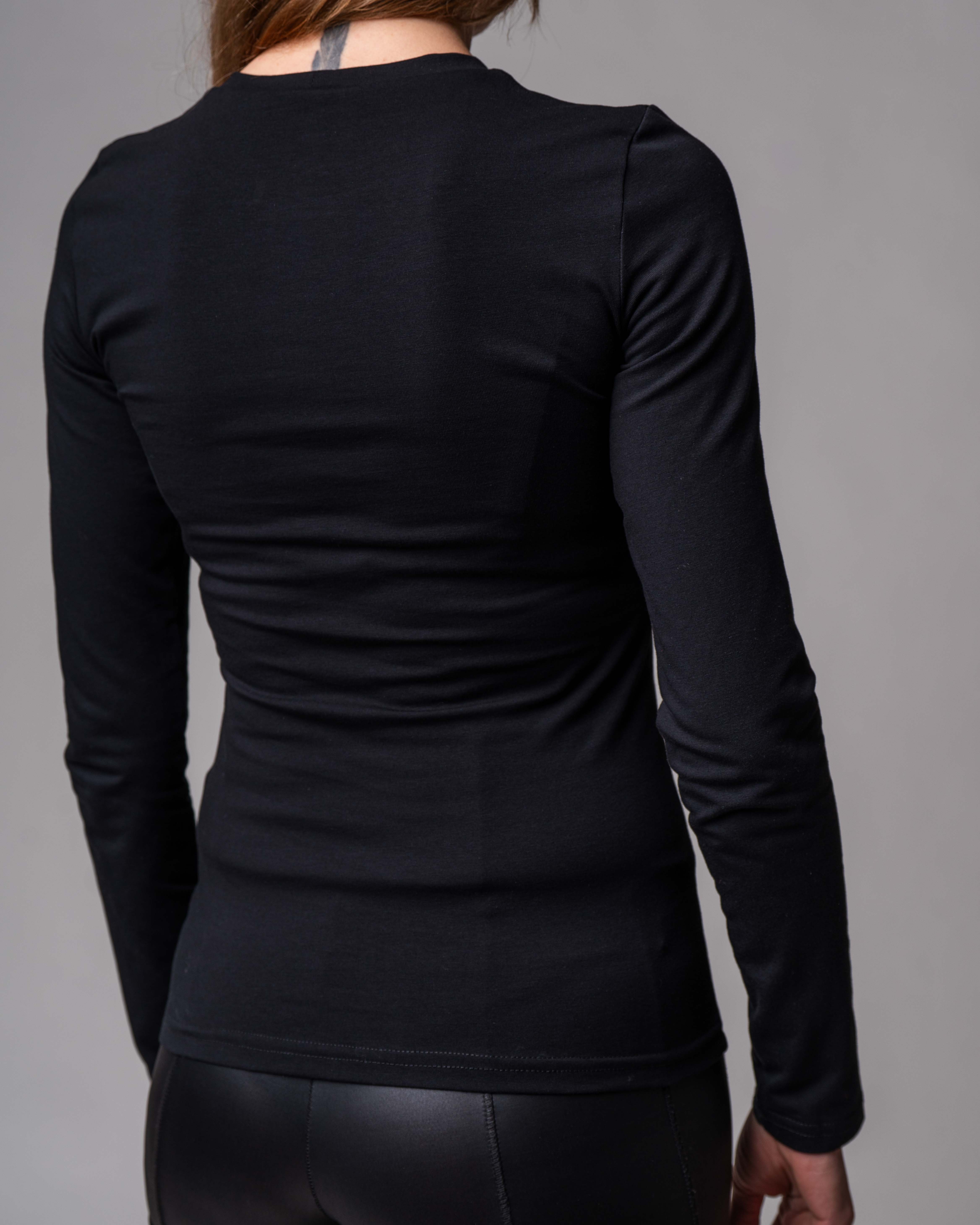 Schwarzes Strick-Longsleeve 2